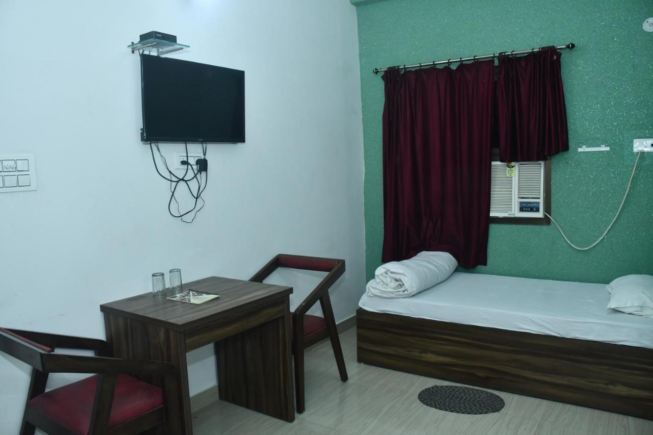 Hotel Awadh Palace Sahjanwa Buitenkant foto